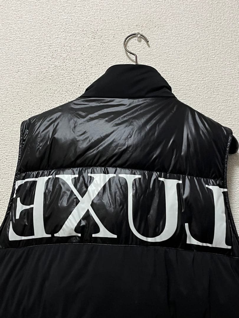 LUXEAKMPLUS　パデッドベスト　/XL　ブラック　ゴルフ　ロゴプリント