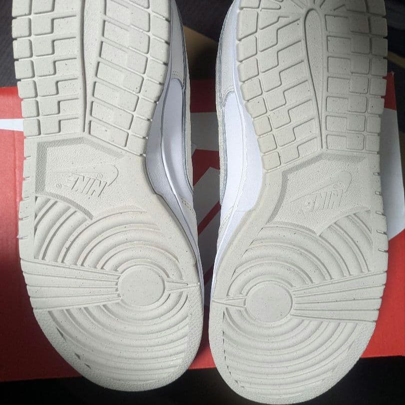 NIKE ナイキ ダンク LOW SE DV1160-100 新品未使用28.5