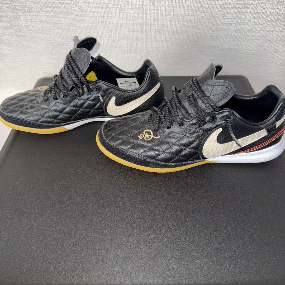 NIKE ルナレジェンド7 PRO 10R IC（ブラック×ブラウン）25cm