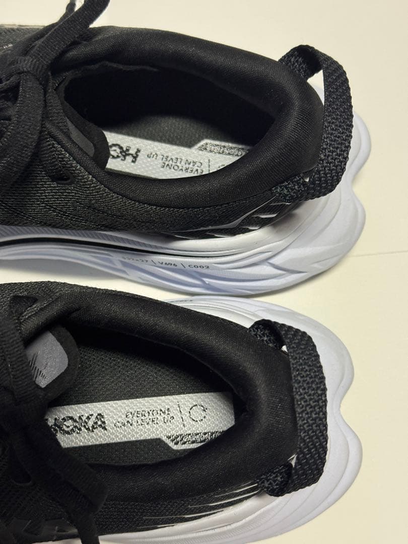 【レディース】HOKA　ボンダイＸ　ランニングシューズ