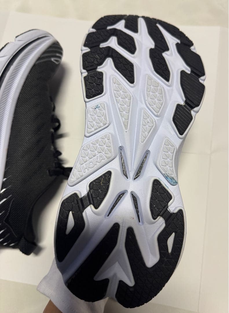 【レディース】HOKA　ボンダイＸ　ランニングシューズ