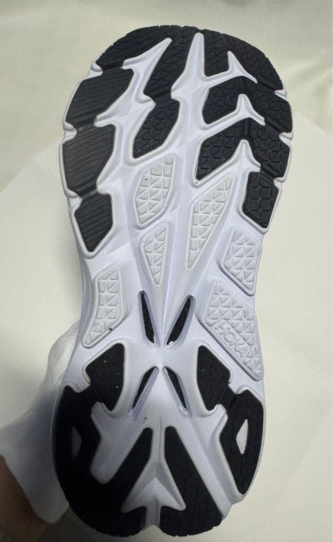 【レディース】HOKA　ボンダイＸ　ランニングシューズ