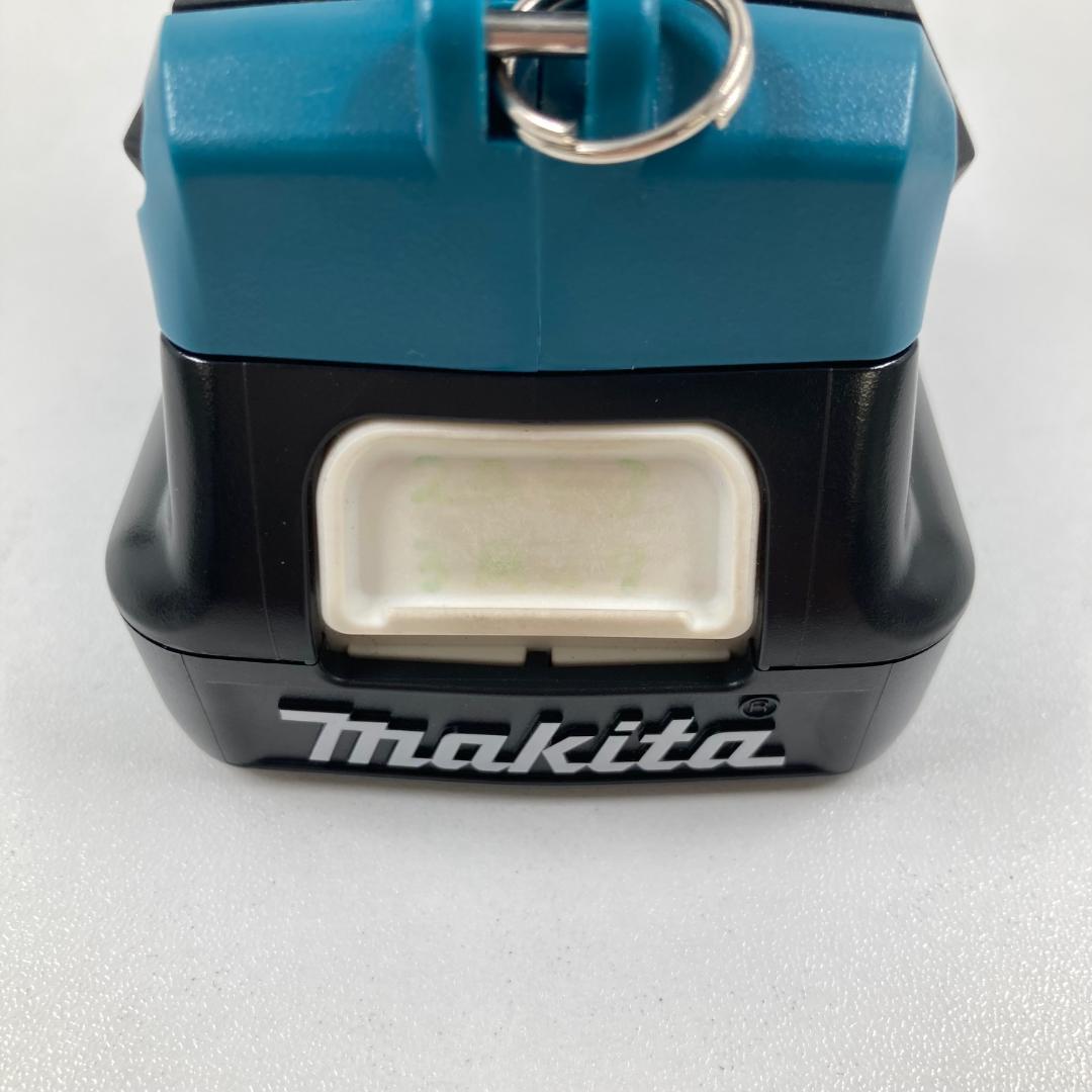 Makita マキタ　充電式LEDワークライト ML104﻿　ブルー　稼働