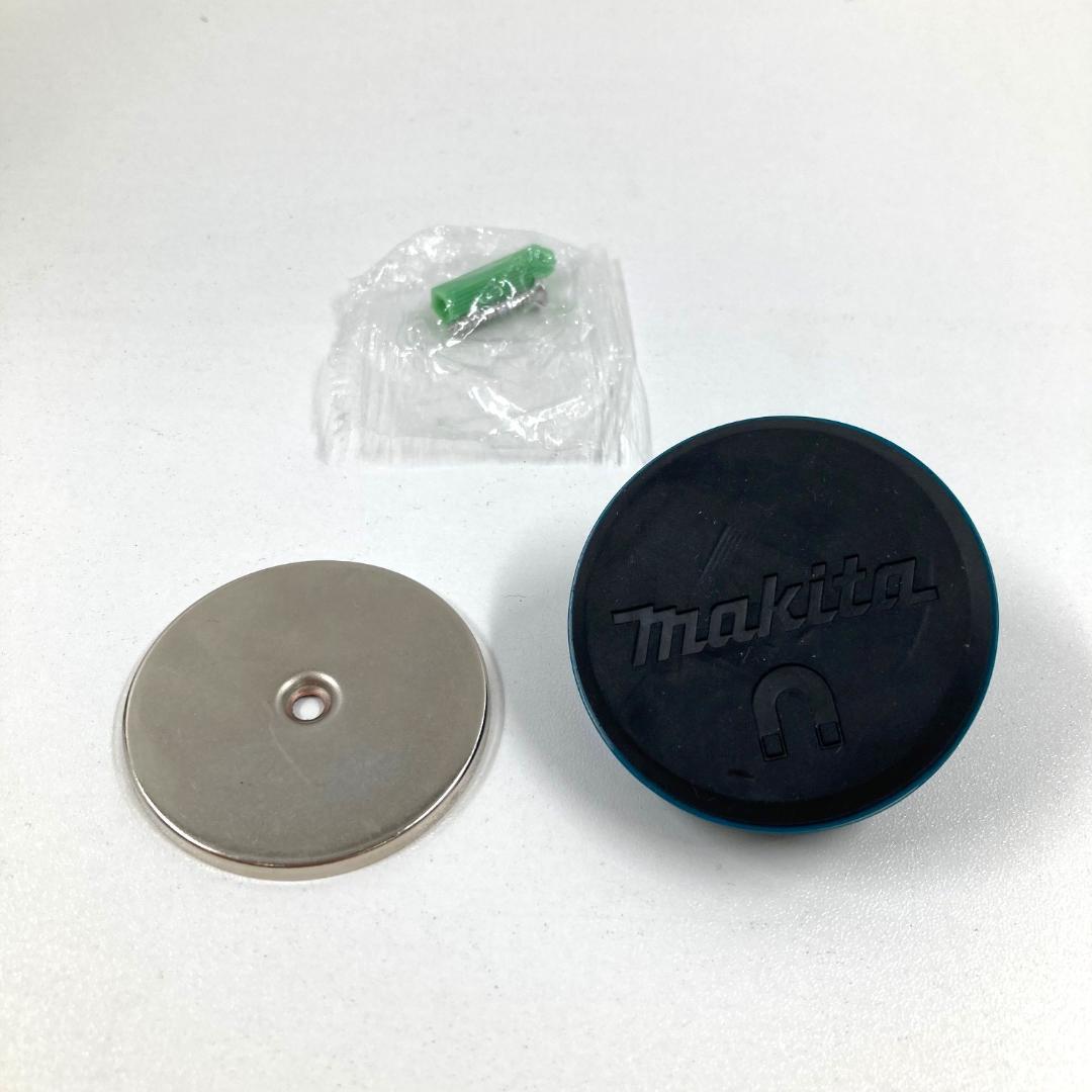 Makita マキタ　充電式LEDワークライト ML104﻿　ブルー　稼働