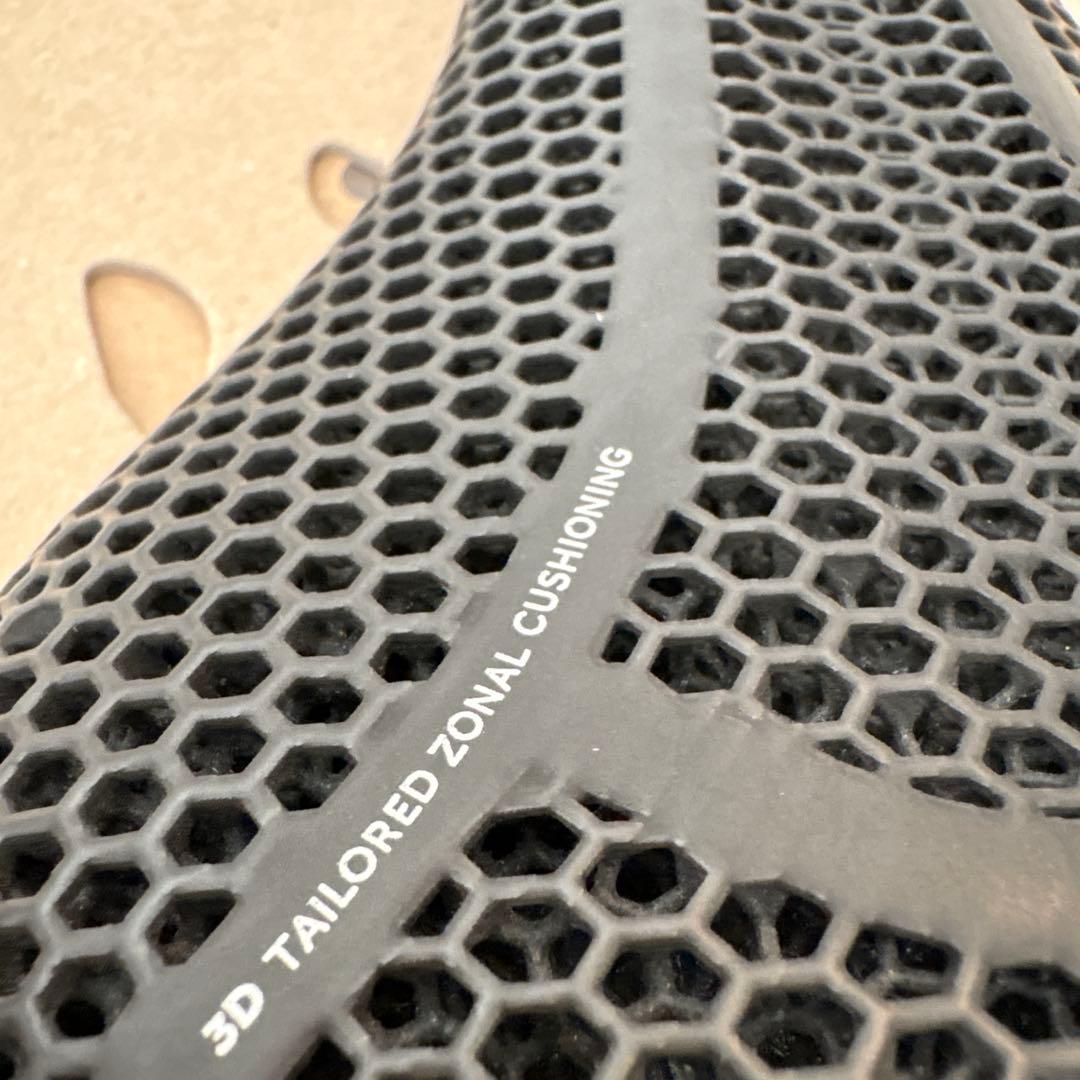 fizik TEMPO ALIANTE R3 ADAPTIVE サドル 145