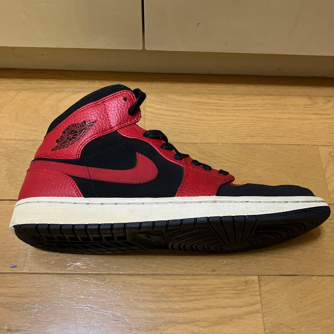 NIKE AIR ジョーダン1 赤黒白