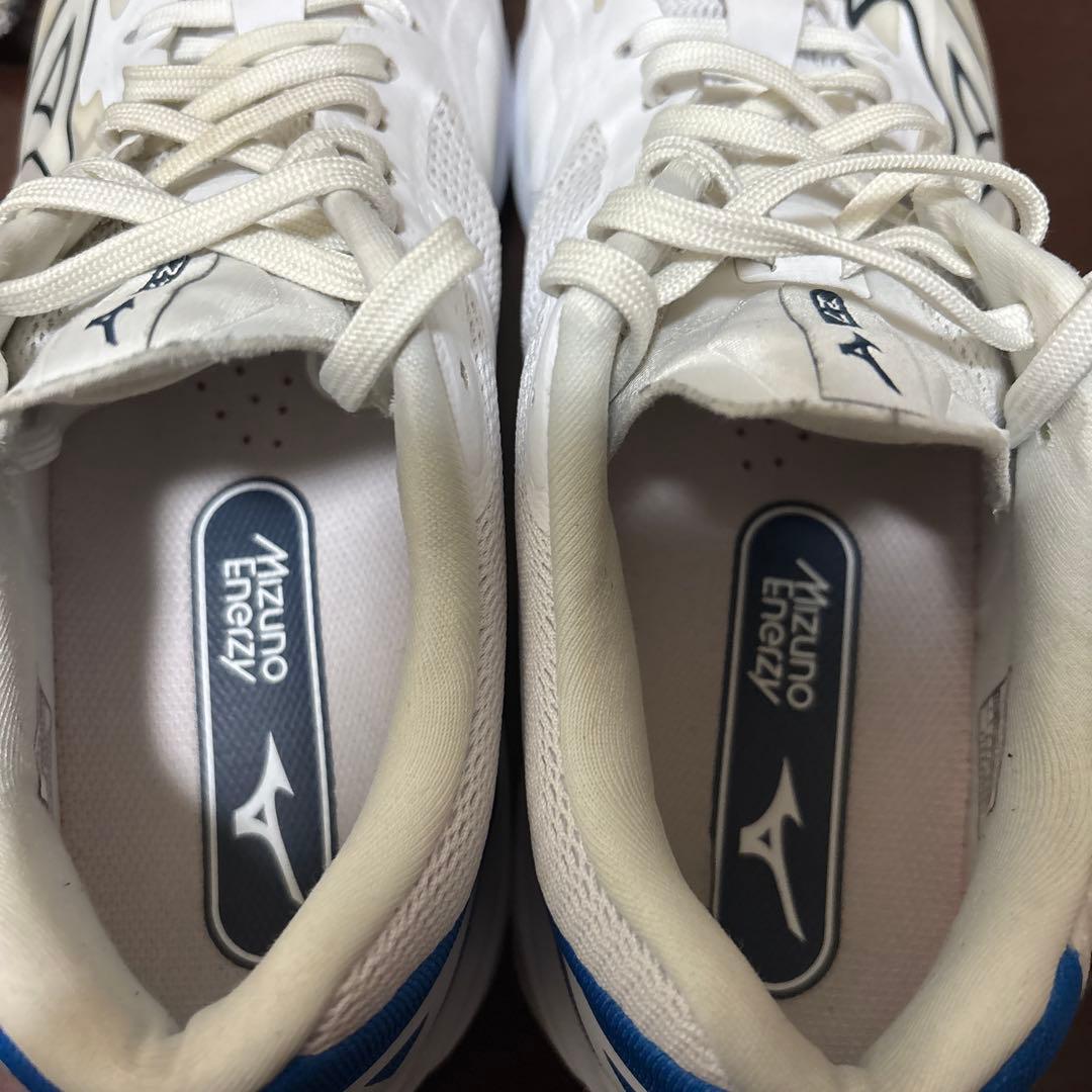 Mizuno Wave Lightning Z7ホワイト/ブルー