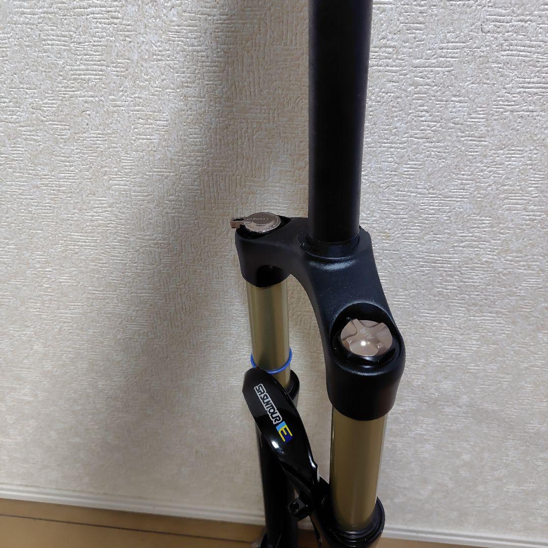 SRSUNTOUR EPICON XC サスペンションフォーク
