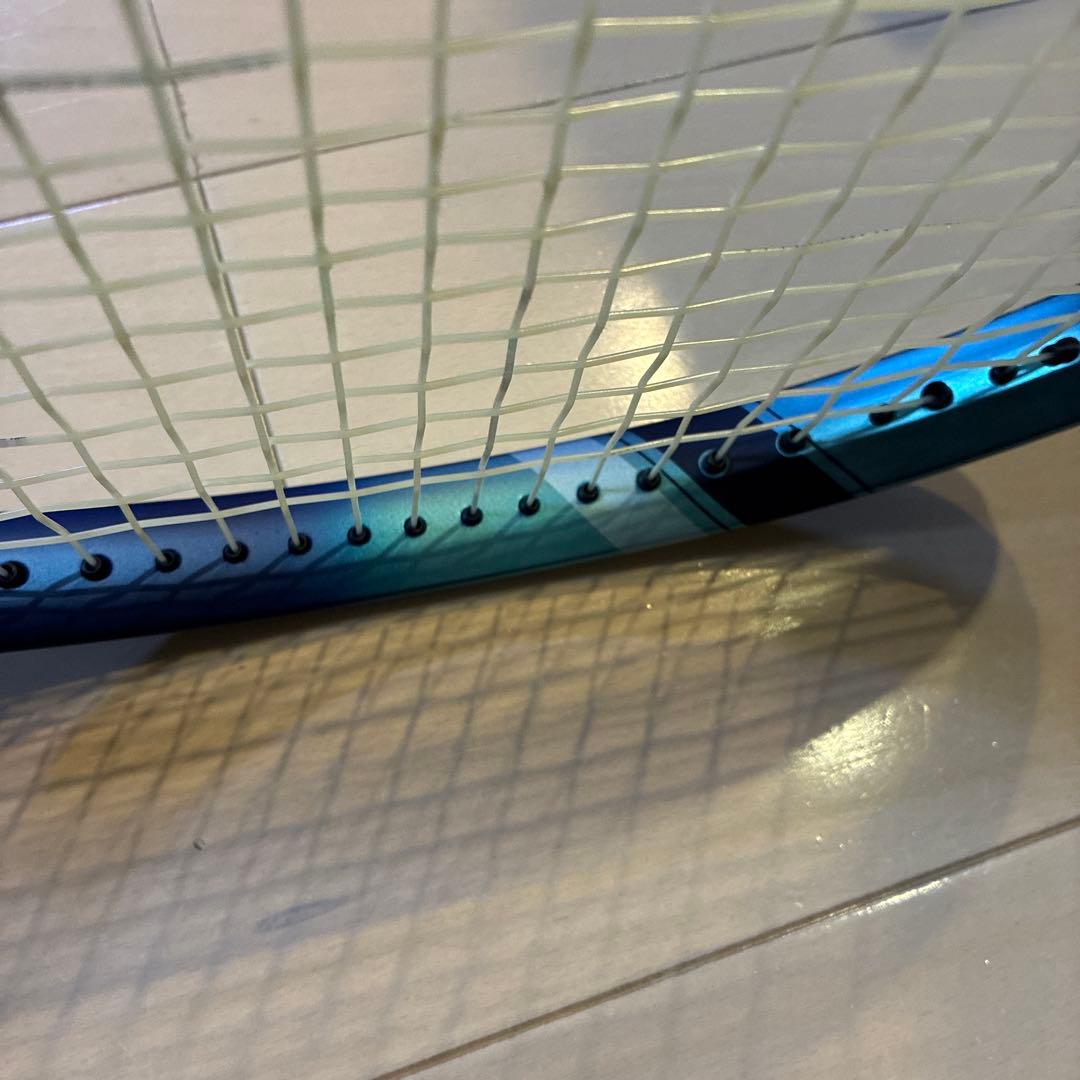 YONEX テニスラケット　EZONE100