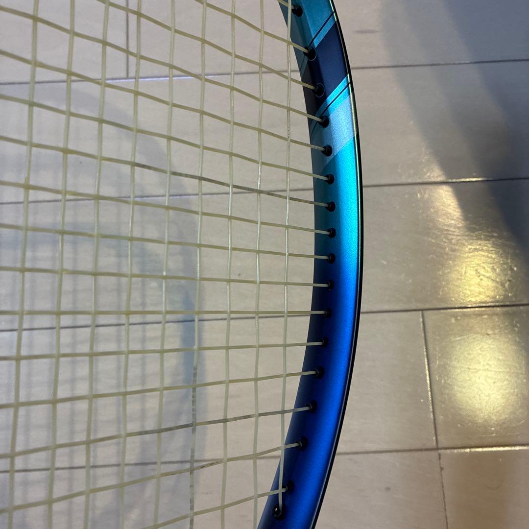 YONEX テニスラケット　EZONE100
