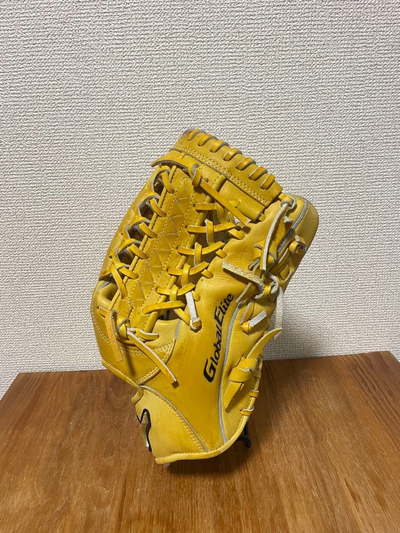 【美品】ミズノ グローバルエリート 軟式 外野手用 グローブ 袋付き　即戦力