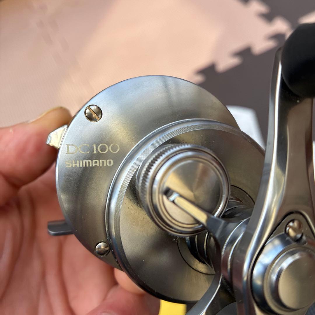 リール 20SHIMANO CALCUTTA CONQUEST DC 100