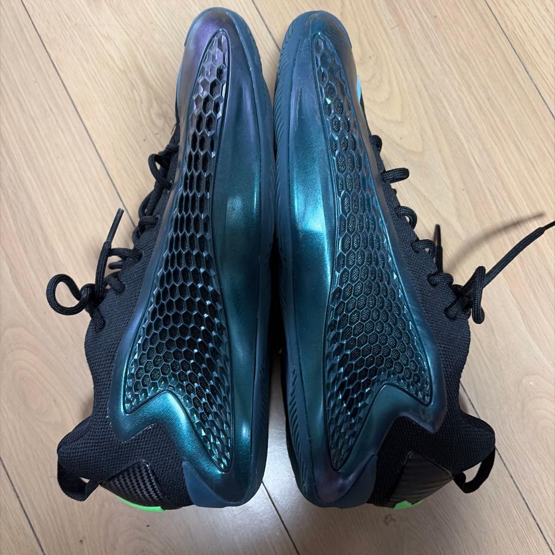 adidas バスケットボールシューズ ブラック/グリーン