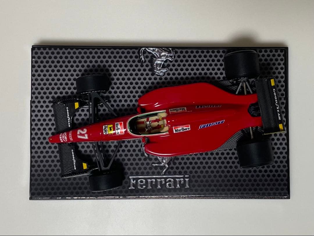 1/43 フェラーリF92A アレジ　マルボロタバコ仕様　1992年 F1