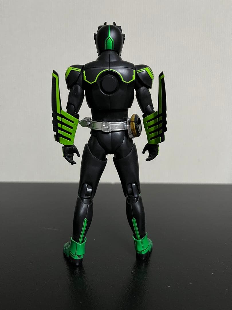 S.H.Figuarts（真骨彫製法） 仮面ライダーオーズ ガタキリバ コンボ
