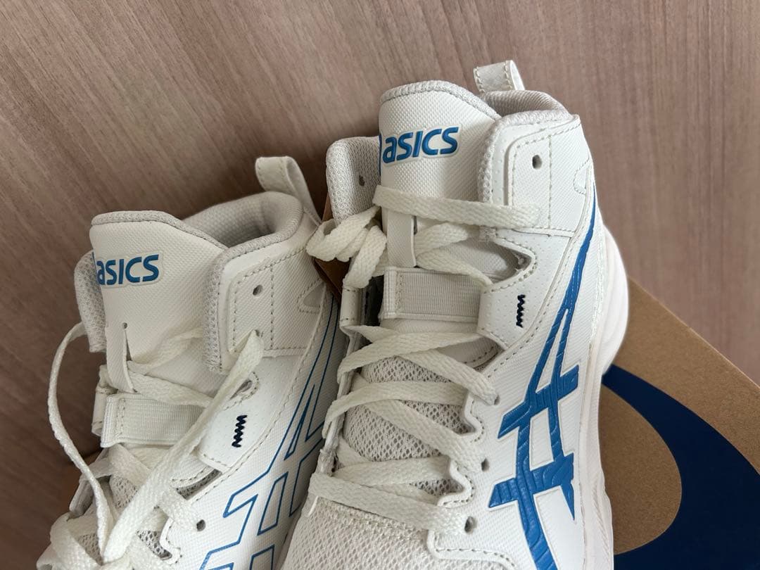 【新品】ASICS アシックス　バッシュ　asics ホワイト/ブルー22cm