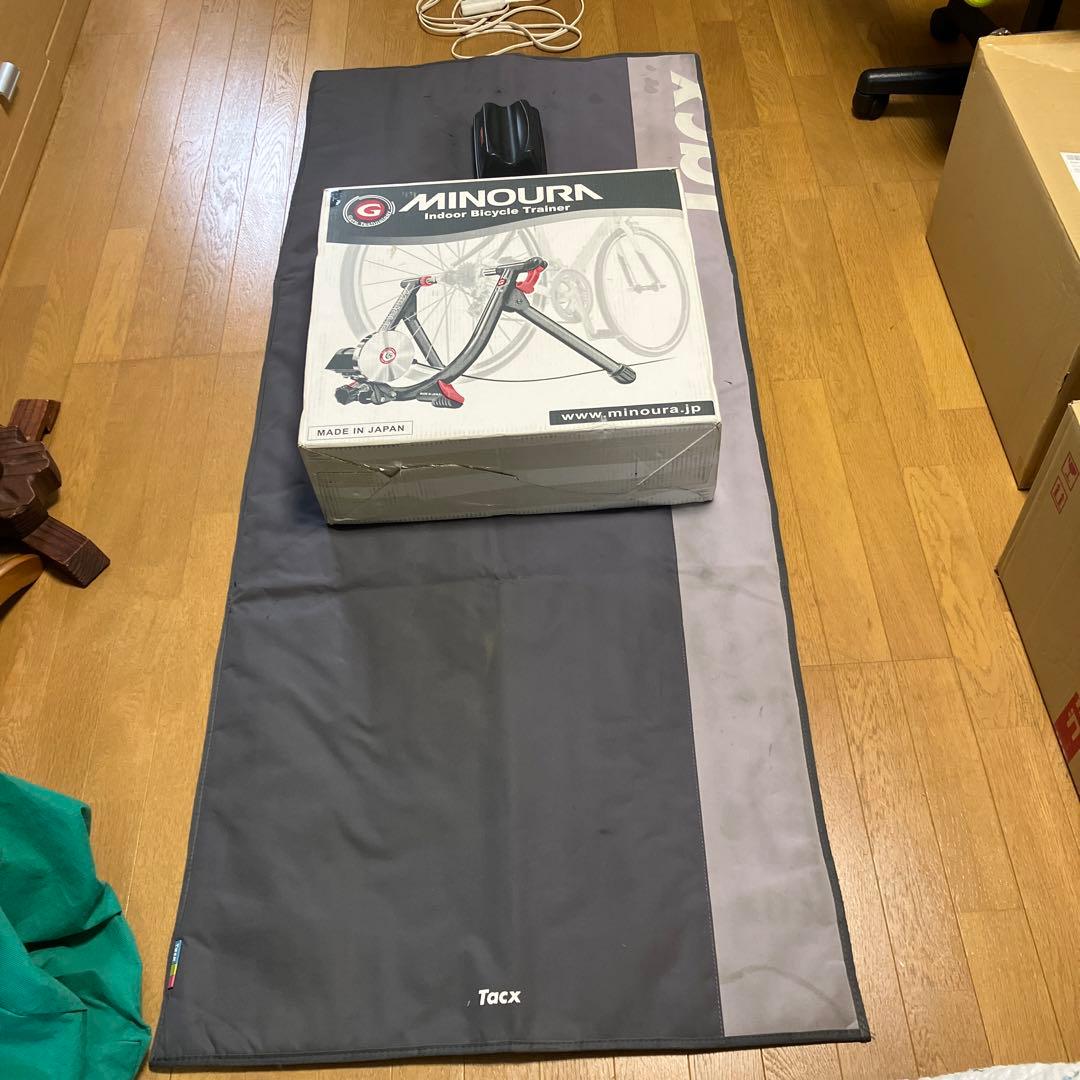 MINOURAバイクトレーナーセット　専用マット、前輪置き付き