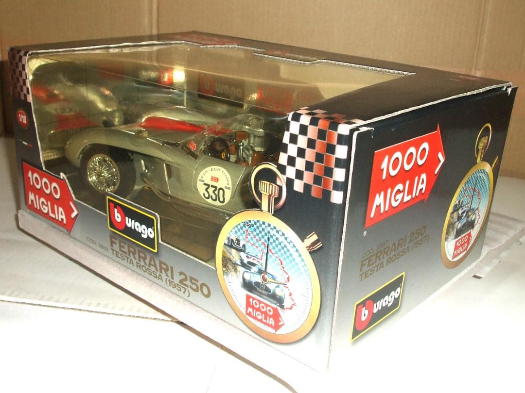 フェラーリ　２５０　テスタロッサ　（１９５７）　 ＃３３０　レースカー　１／１８
