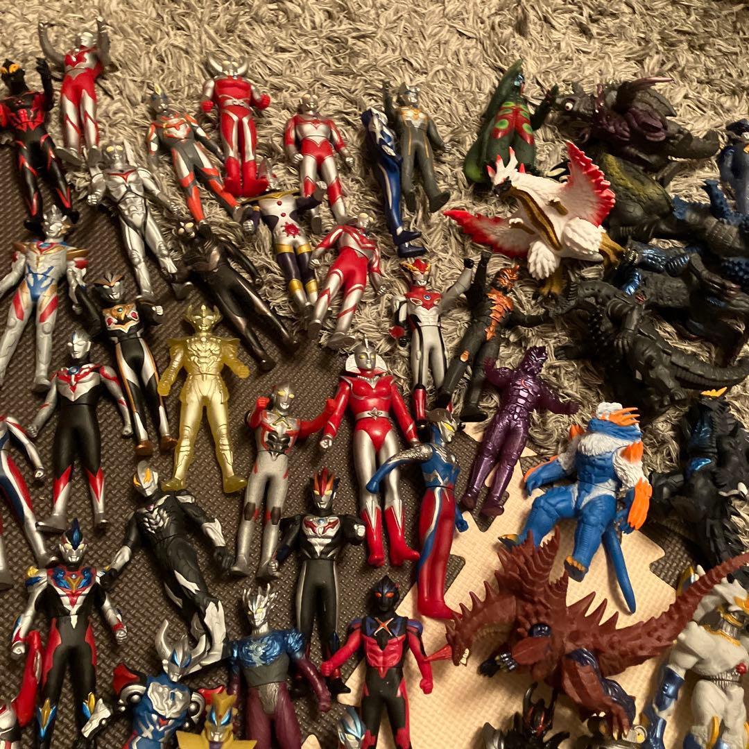ウルトラマンフィギュアセット 75体(画像のうち75体)