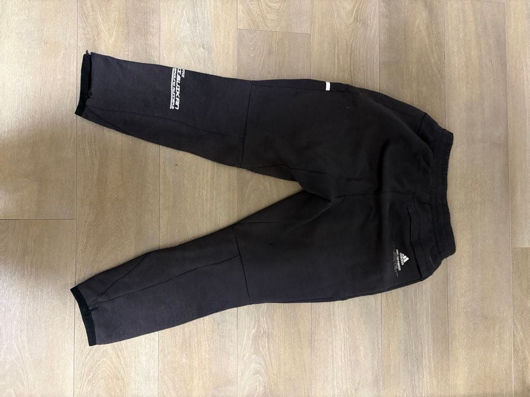 石見智翠館adidasジャージズボン