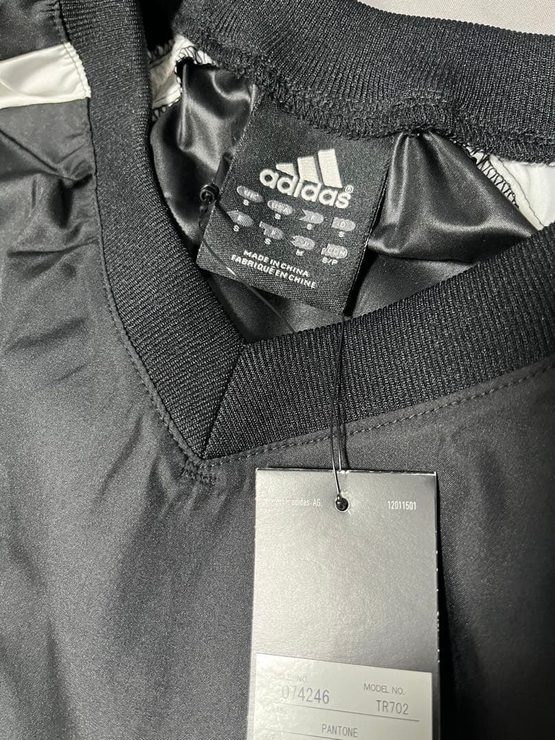 adidas ピステ　ウィンドブレーカー　メンズ　M