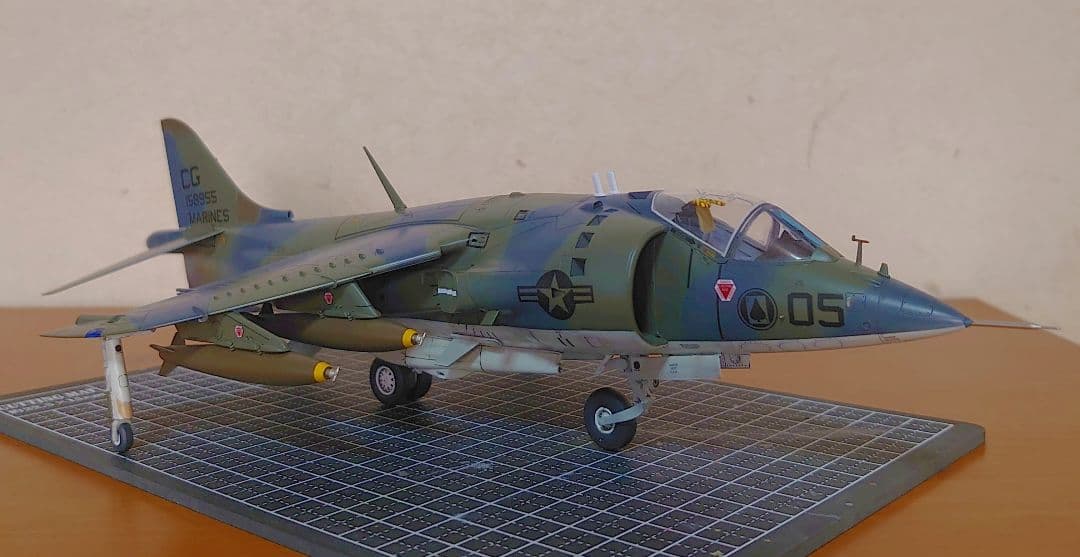 1/48 ホーカーシドレー AV-8A ハリアー 戦闘機