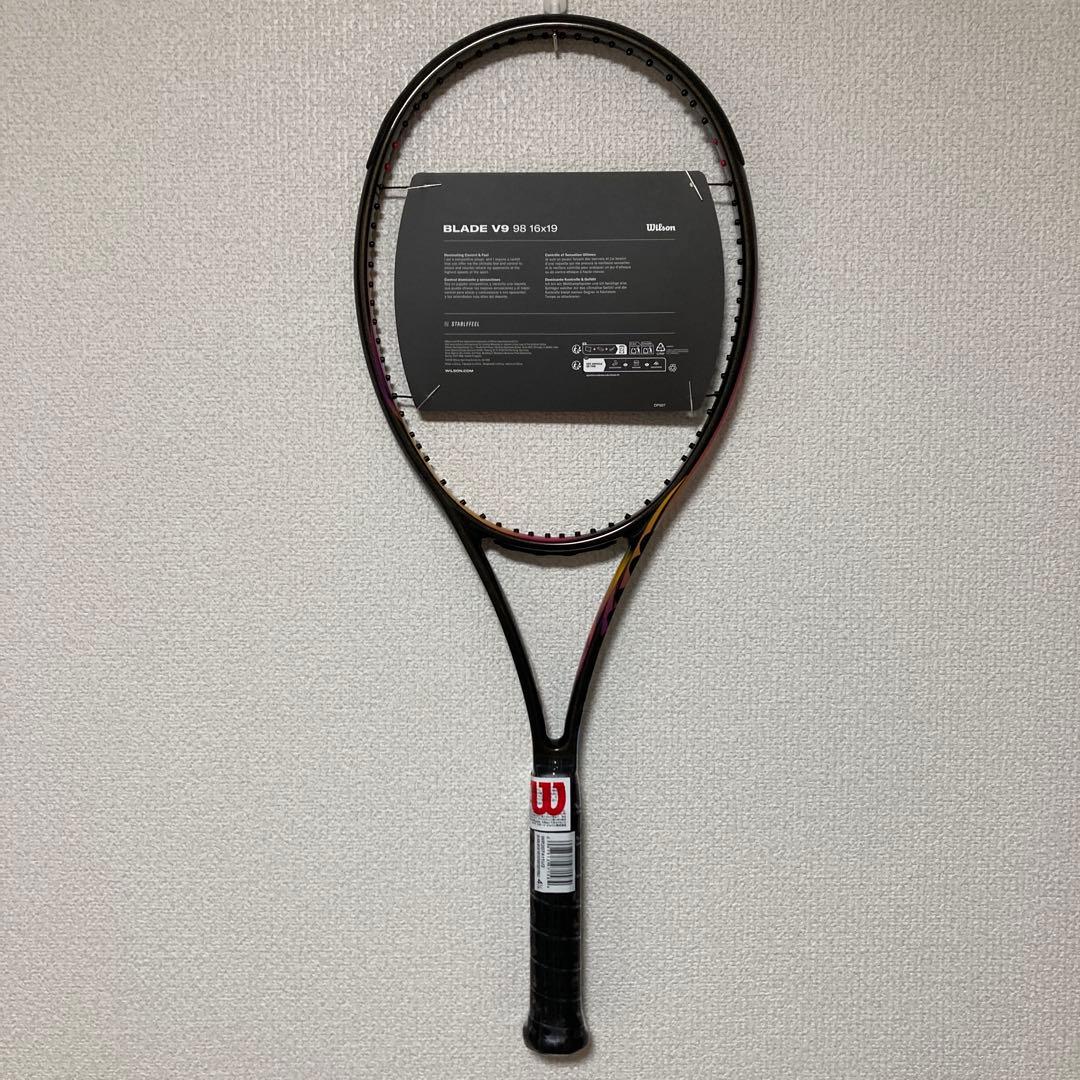 ラケット(硬式用) BLADE 98 V9 16X19 FIGHTER Saby Edition