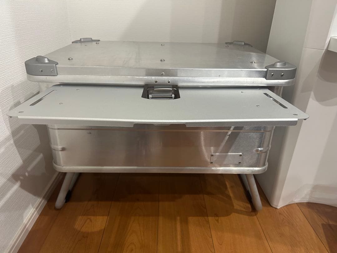 ワ*ー様 CAMVIL(ケムビル) アルミコンテナ カスタム 60Ｌ シルバー