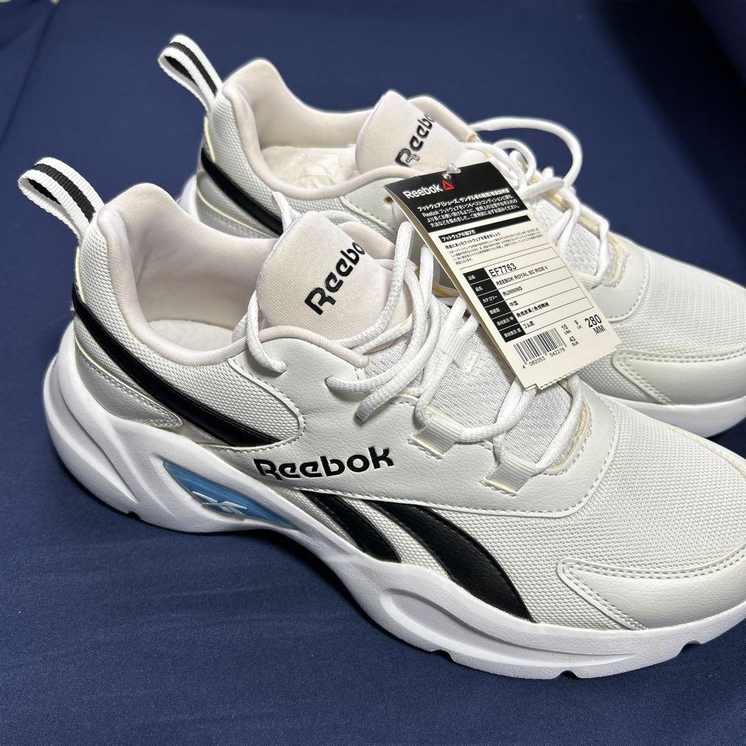 ❀最終お値下げ中Reebok スニーカー EE7163 28cm