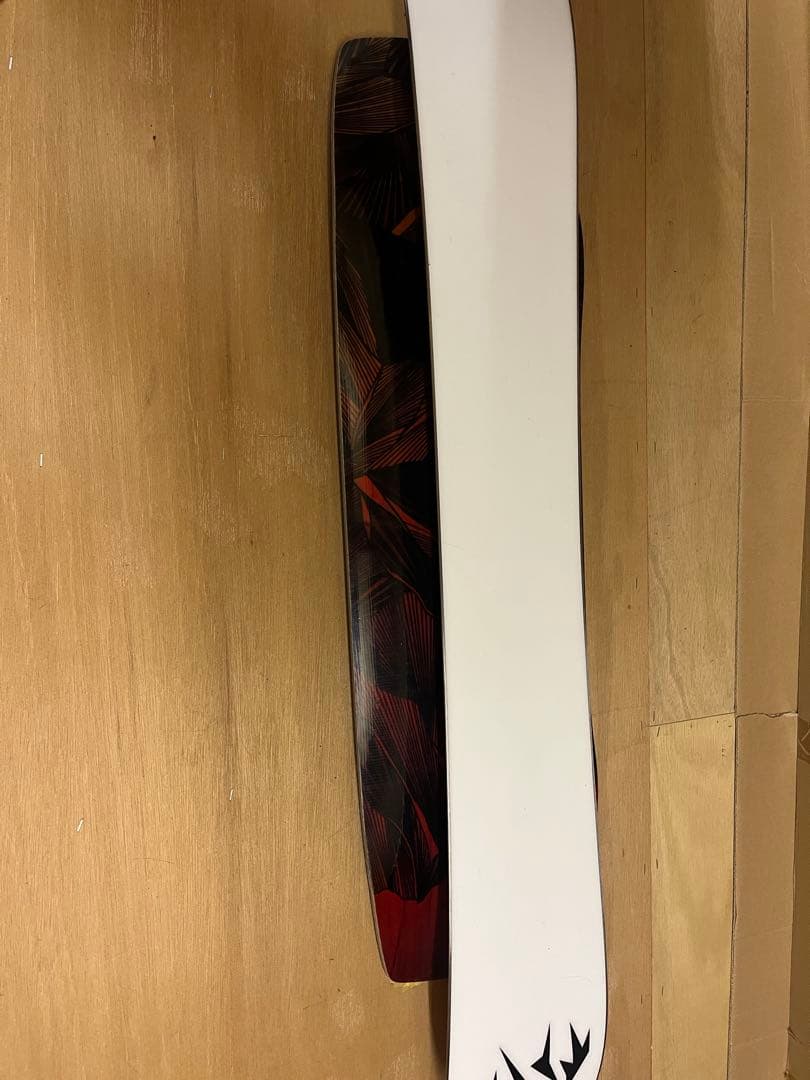 新品、未使用Jones board  skate スノースケート