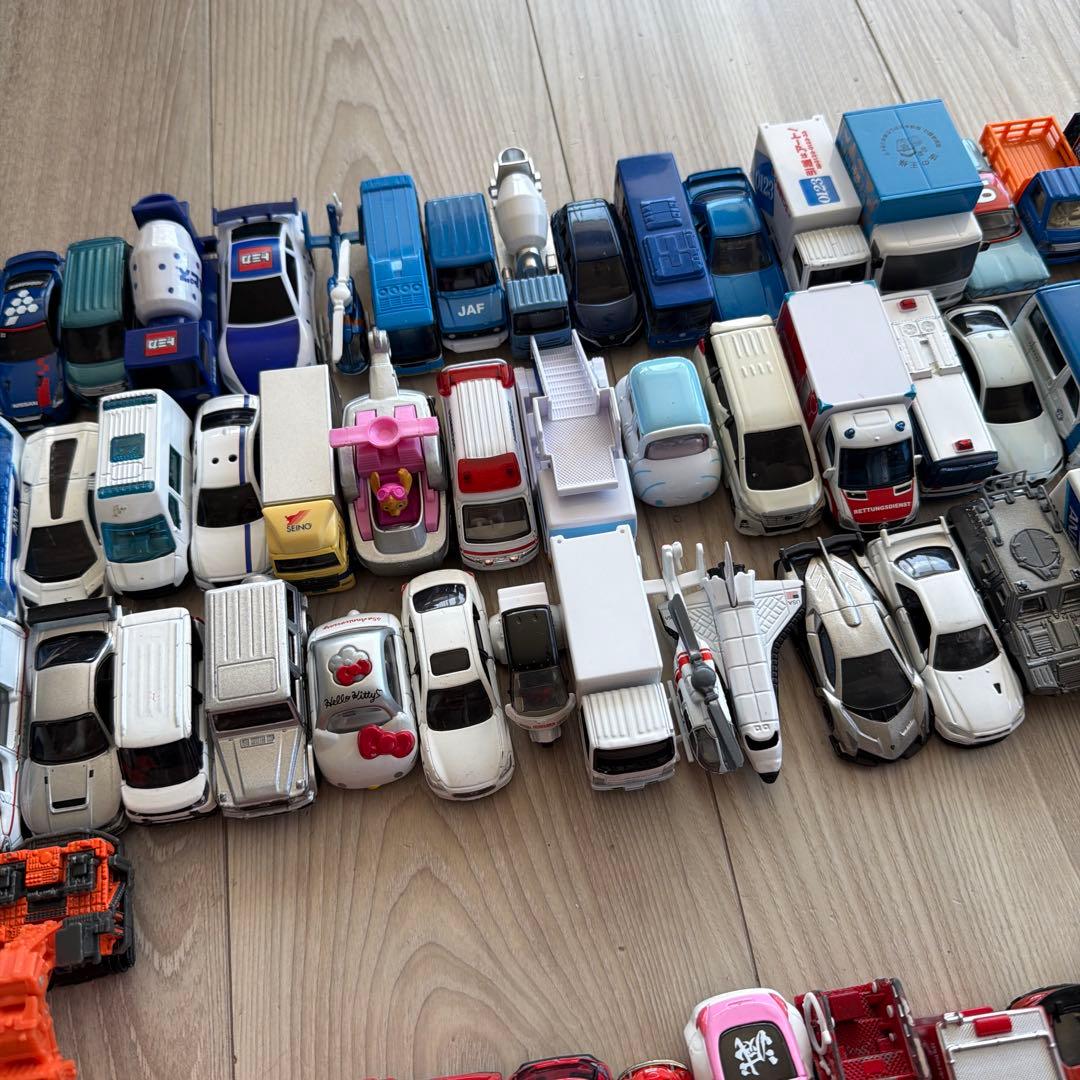トミカ他ミニカー 中古大量出品300台超