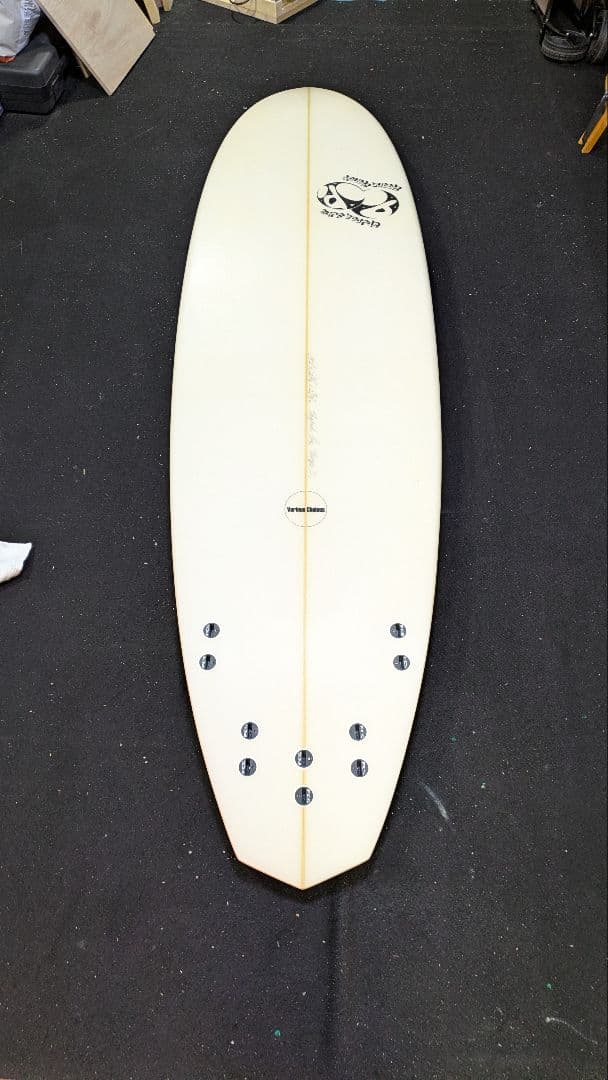 double bubbleサーフボード　7’2”