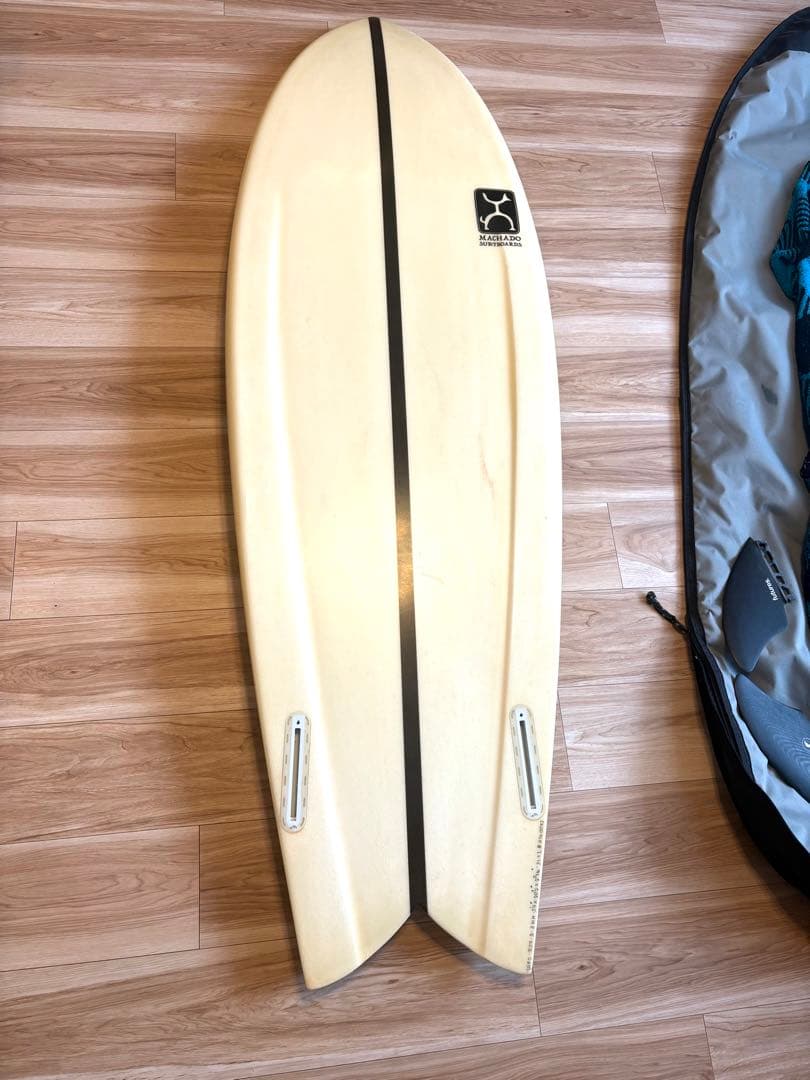 【トリス】フィン付　FIREWIRE GO FISH 5'7 ロブマチャド