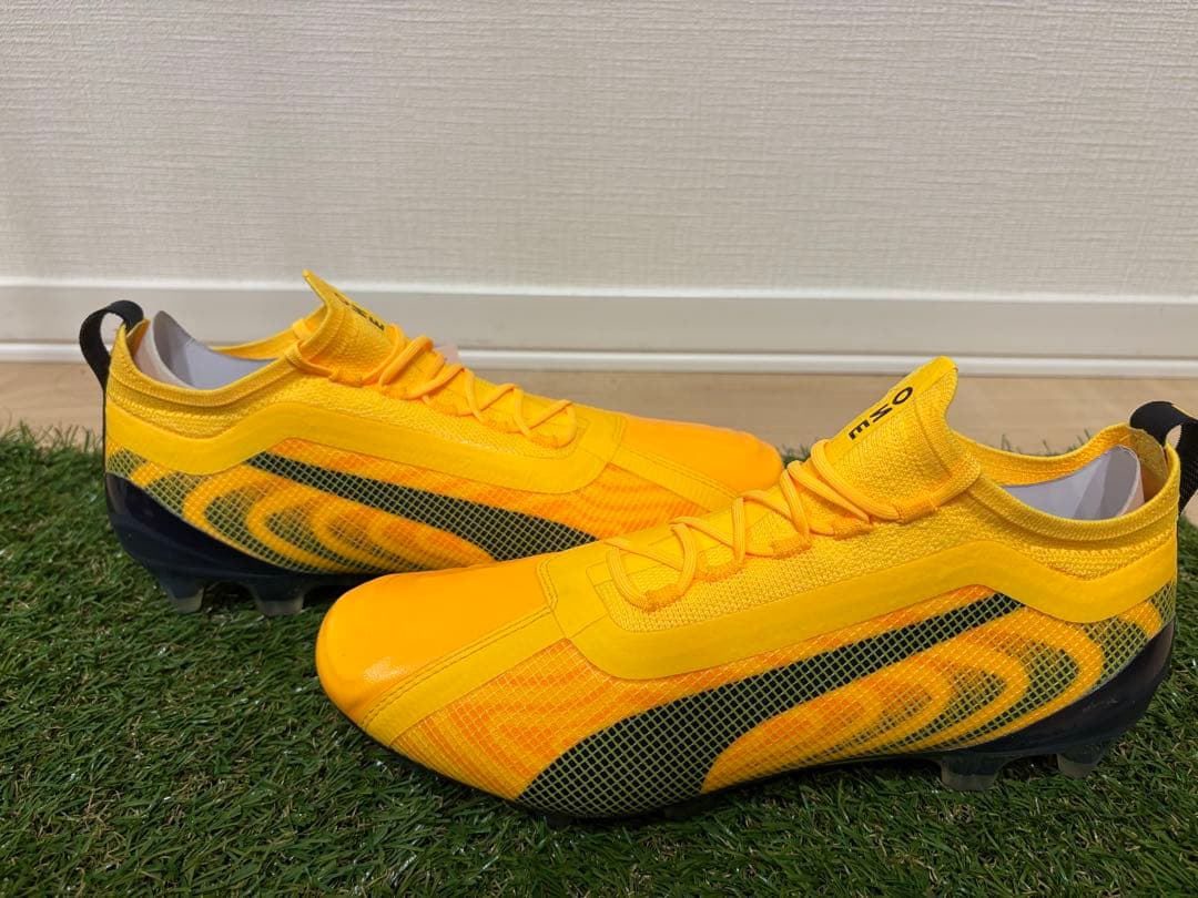 PUMA ONE イエロー サッカーシューズ