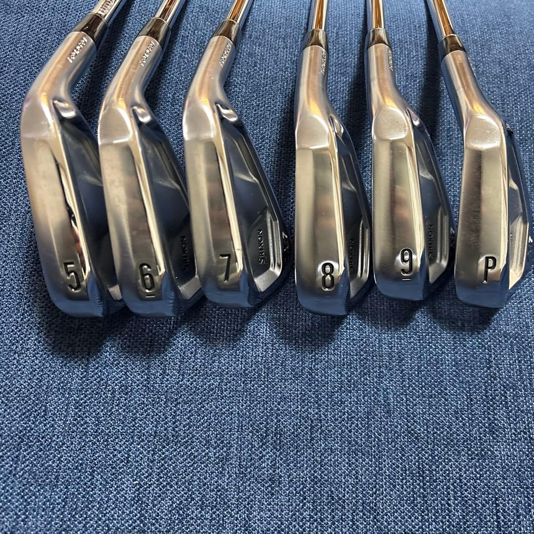 とも様用　スリクソン ZXi7 5-PW NSPROモーダス3 ツアー105 R