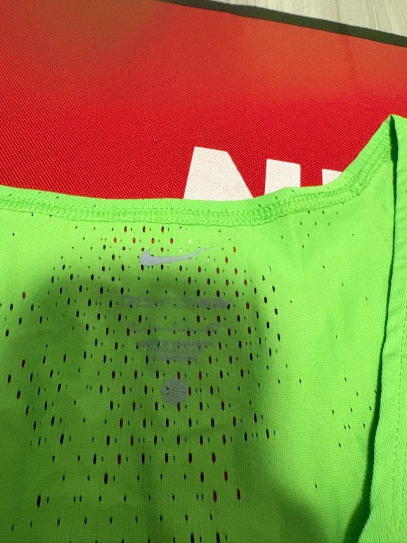 NIKE DRI-FIT ディヴィジョン　ランニングシャツ　タンクトップ