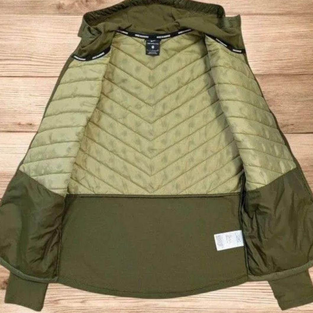 ✨美品✨ NIKE ナイキ エアロレイヤー 軽量 中綿入り ランニングウェア