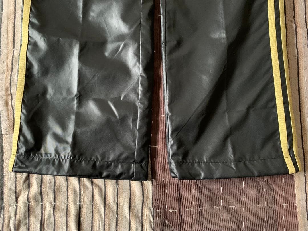 2010年製 adidas CLIMAPROOF セットアップ ジャージ 黒金