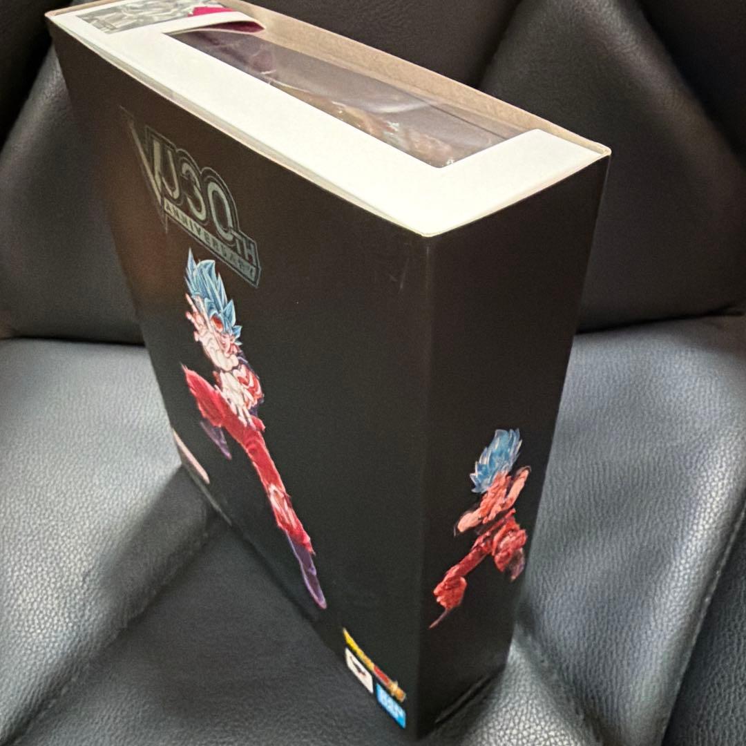 SH Figuarts 超サイヤ人ゴッドSS 孫悟空 Vジャンプ30周年記念