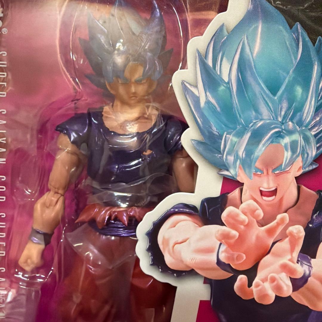 SH Figuarts 超サイヤ人ゴッドSS 孫悟空 Vジャンプ30周年記念