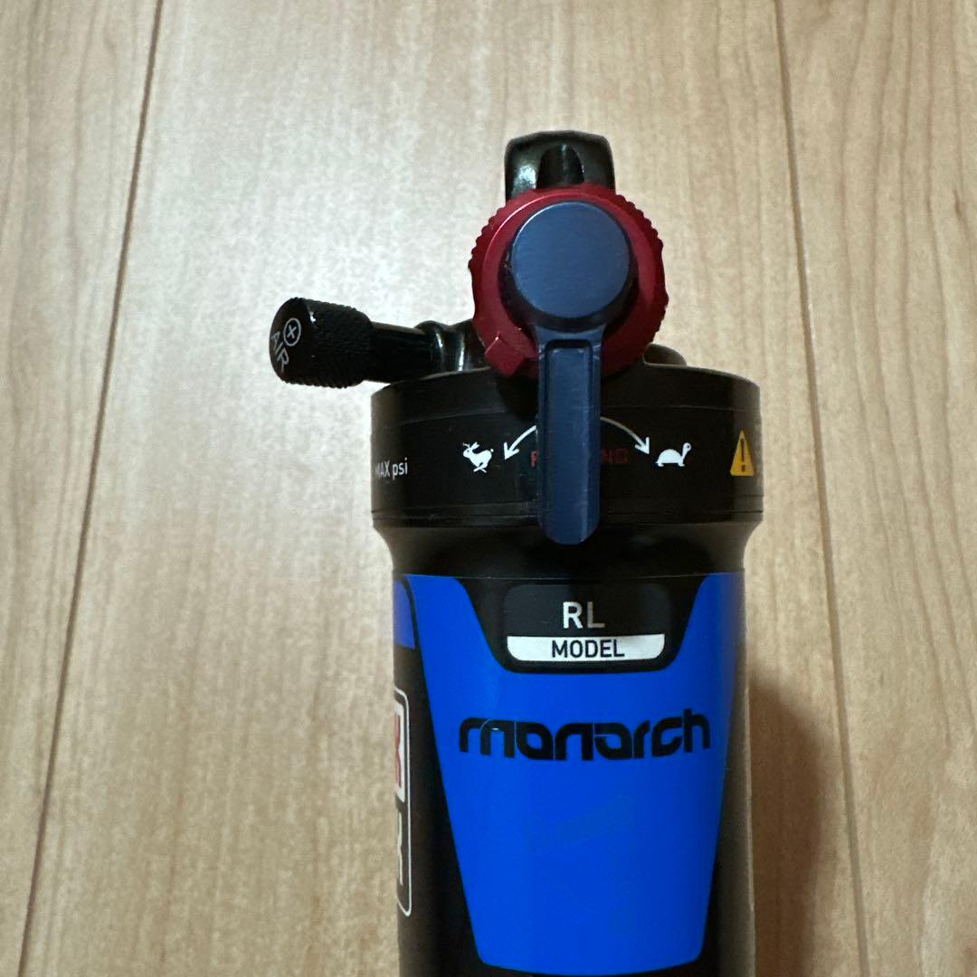 ROCK SHOX monarch RL 200×57 リアサスペンション