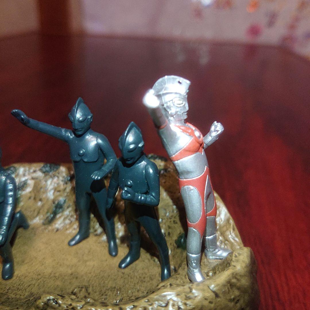 ウルトラ怪獣戯画/シークレット