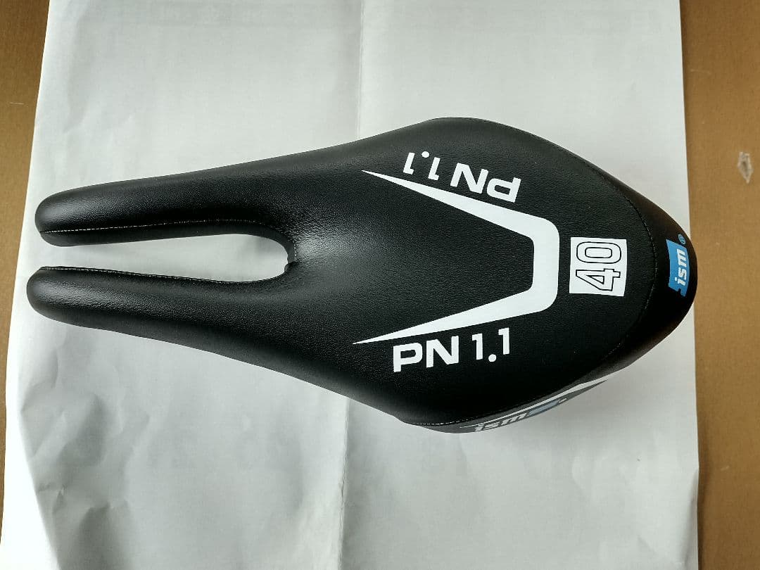 新品未使用ISM PN 1.1 サドル 40シリーズ