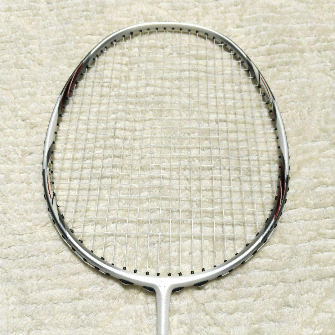 Yonex バドミントンラケット ホワイト