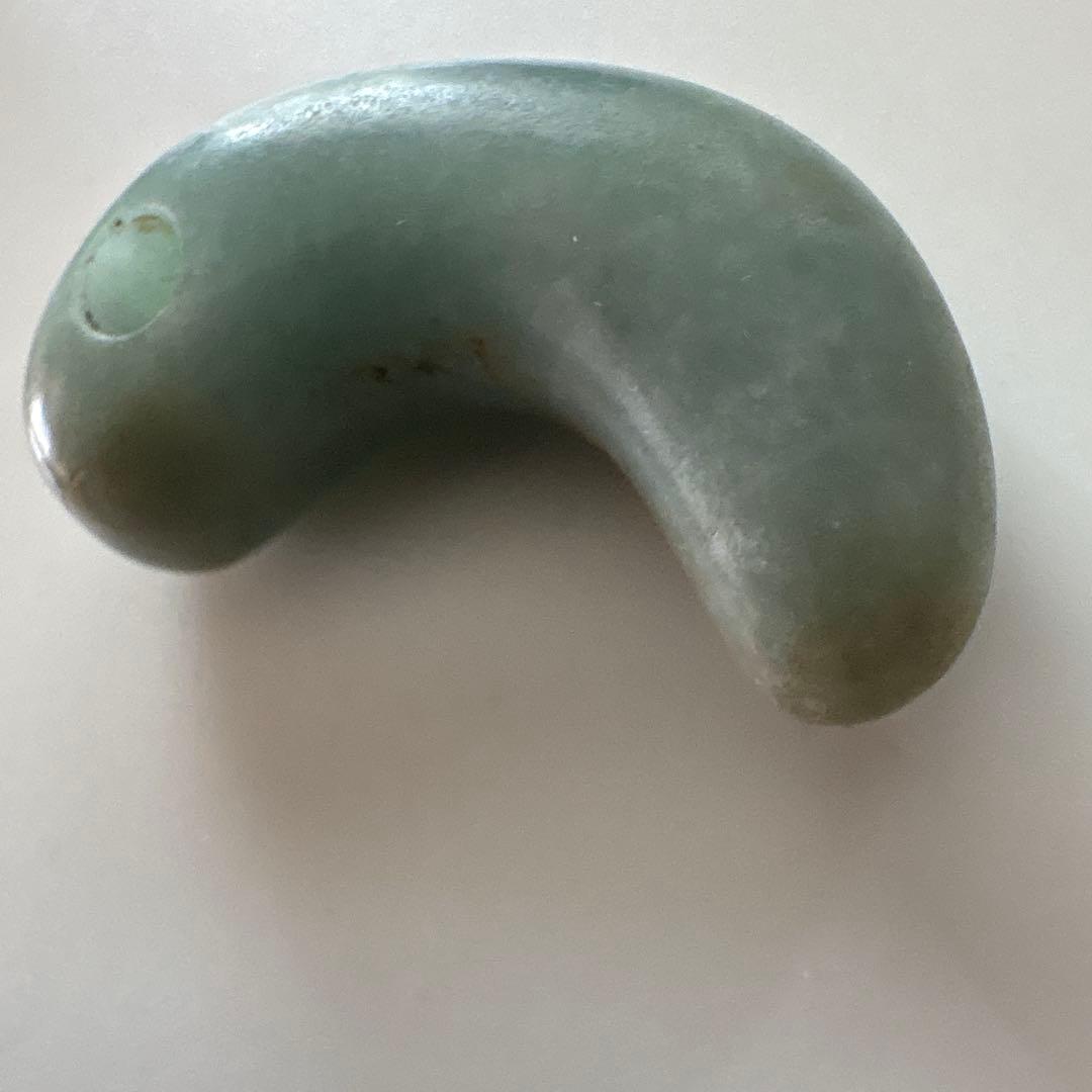 縄文ヒスイ勾玉