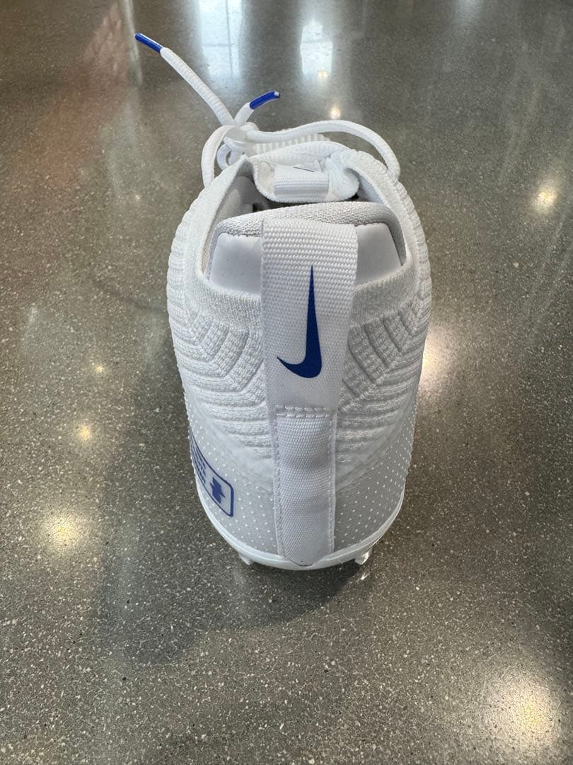 スパイク NIKE ALPHA MENACE 4 ELITE TB P 28.5cm
