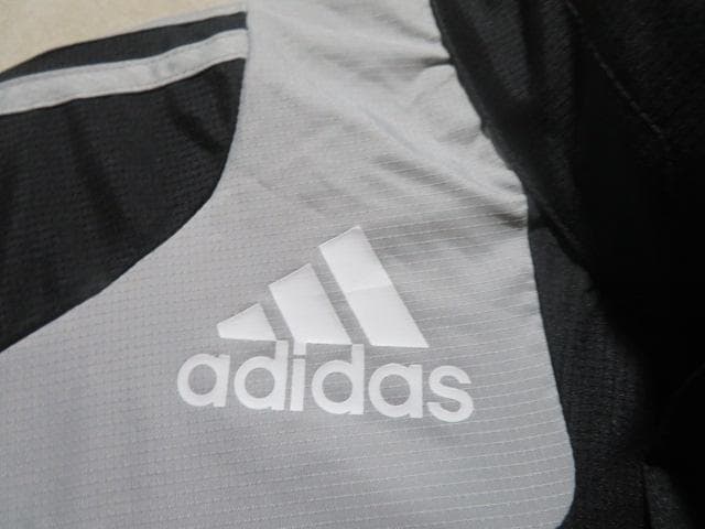 リバプール　正規品　アディダス　adidas