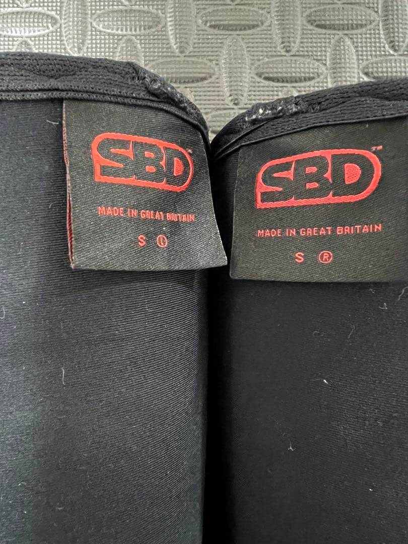 SBD ニースリーブ　S