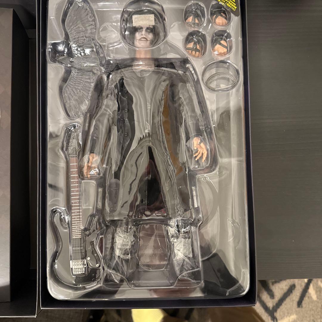 ホットトイズ ザ・クロウ 1/6 エリック・ドレヴン