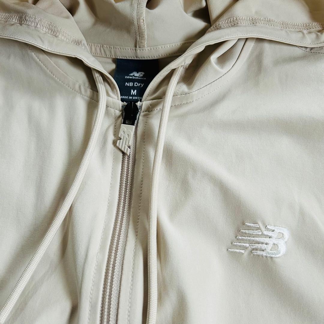 新品タグ付き New Balance ジャージ上下セットNBドライ　シャカシャカ